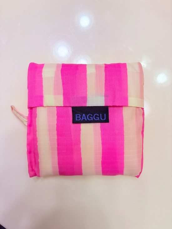 BAGGU Handbags - Reusable Standard Baggu